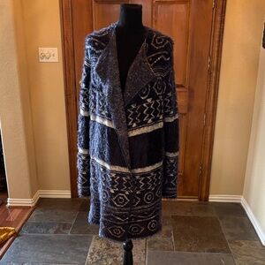 Shyanne Navy and Cream Patterned Cardigan